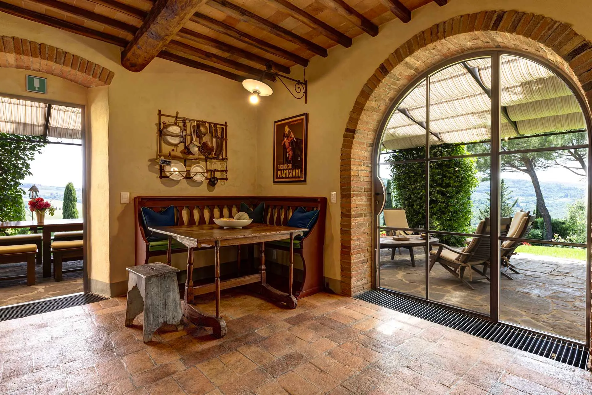 Ca’ di Pesa — Cucina e sala da pranzo