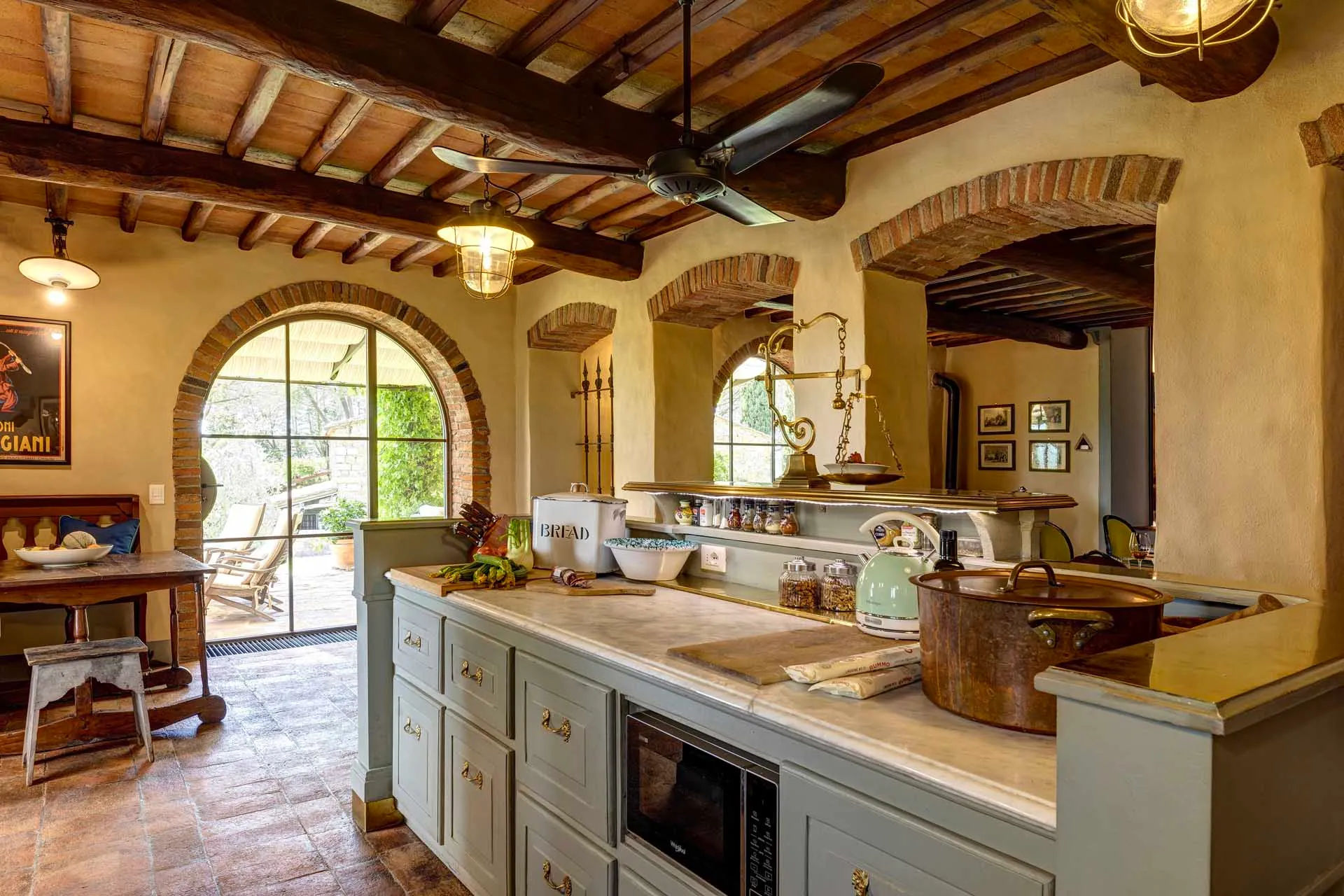 Ca’ di Pesa — Cucina e sala da pranzo