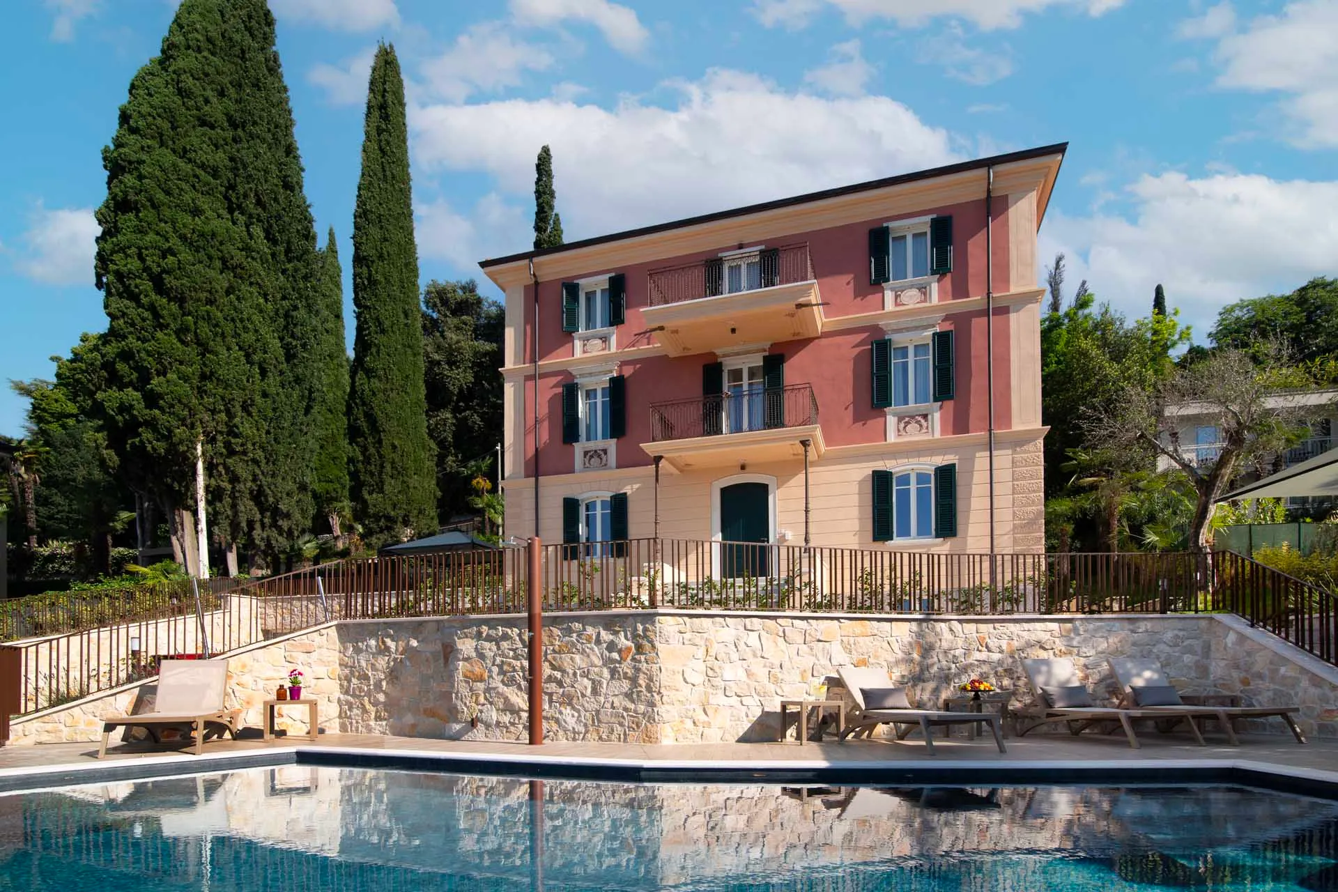 Villa Tonini — Exteriors