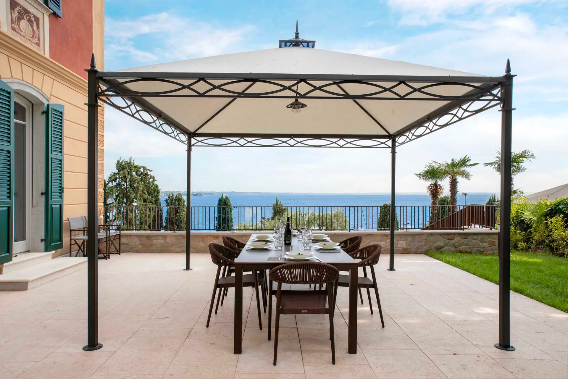 Villa Tonini — Exteriors